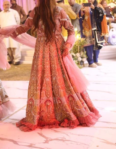 Beautiful most design valeema maxi for bride, or bride's sister available on order. Authentic most online brand , Whatsapp for more information +923317170502 Frill Maxi Dress Pakistani, Maxi Dress Pakistani, Bride's Sister, Frill Maxi Dress, Brides Sister, Dress Pakistani, Pakistani Dresses, Online Branding, No Frills