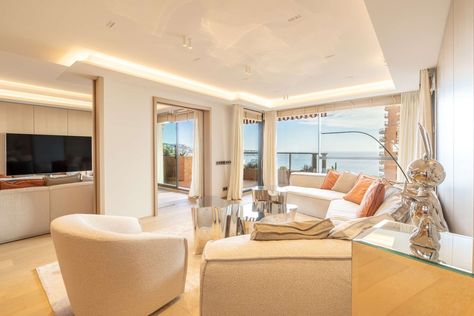 Apartment Monaco, Summer Lounge, 4 Bedroom Apartments, Lit King Size, Family Apartment, Renzo Piano, Large Dining Room, Large Bedroom, Buying Property