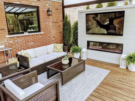 Warm weather is FINALLY here, and with it come visions of a season spent outdoors. We're looking back at this gorgeous patio space shared by Mark in Burlington, featuring our Amantii outdoor fireplace. We would never go indoors with this in our backyard! Outdoor Electric Fireplace, Patio Tv, Linear Electric Fireplace, Indoor Outdoor Fireplaces, Relaxing Backyard, Dream Patio, Outdoor Gas Fireplace, Linear Fireplace, Fireplace Tv Wall