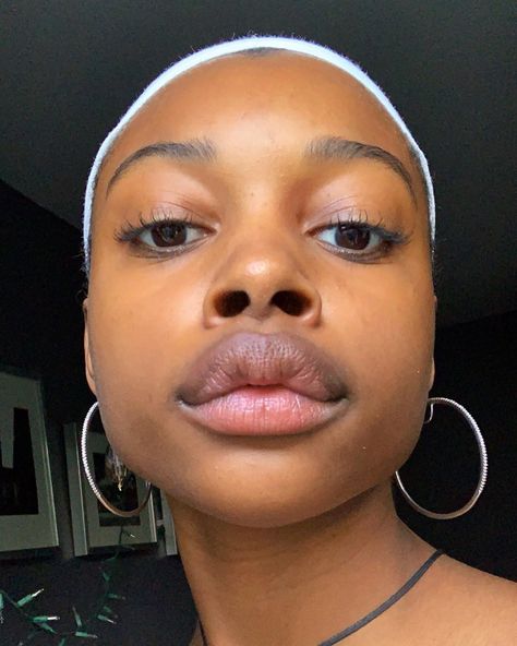 If I Said It Then I Meant It on Instagram: “Big feature shawty 🌹✨” Thicker Lips Naturally, Blk Aesthetic, Pout Face, Thick Lips, Big Lips Natural, Unique Lips, Plump Lips Naturally, Lips Tattoo, Girl Lips