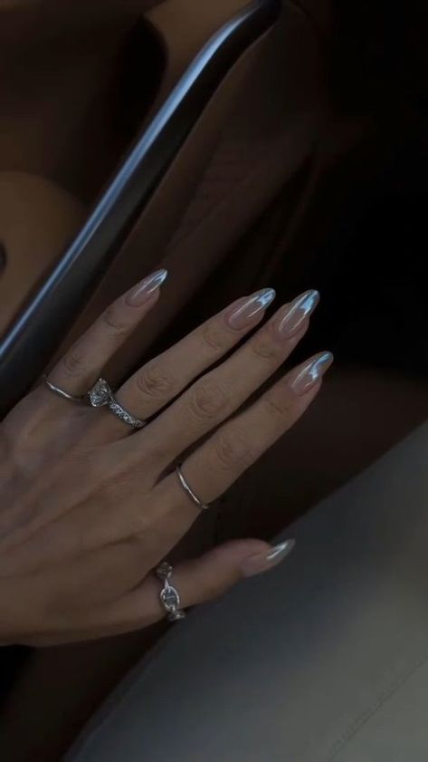 Hailey Same Nails Glazed donut Tutorials Oval Glazed Nails, Glazed Donut Nails Silver, Glazed Nails Hailey, Clear Almond Nails, Donut Glaze Nails, Hailey Nails, Nails Glazed Donut, Glazed Nails, Ombre French Nails