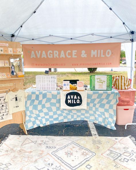 Shoots of today’s market booth set up. Thank you for all who supported my small shop! It was so amazing to meet so many new small shop owners and new small shop lovers✨ . . #vendorbooth #marketday #makersmarket #marketbooth #cuteshop #supportsmallbusiness Retro Booth Display, Business Banners Ideas Booth Displays, Market Setup Show Booth, Vendor Booth Signage, Market Booth Inspiration, Clothing Vendor Booth, Small Business Pop Up Shop, Small Business Decor, Market Setup