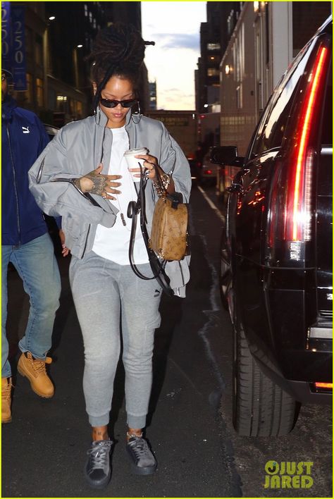 Rihanna Arrives to 'Ocean's Eight' Set in Her Fenty x Puma Velvet Creepers! Fenty Puma Creepers Outfit, Fenty Creepers Outfit, Puma Creepers Outfit, Ocean's Eight, Creepers Outfit, Velvet Creepers, Rihanna Puma, Oceans Eight, Puma Creepers