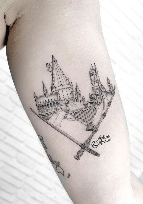 Harry Potter Castle Tattoo, Hogwarts Castle Tattoo, Slytherin Tattoo, Rockstar Tattoo, Harry Potter Tattoo Sleeve, Hogwarts Tattoo, Coat Of Arms Design, Harry Tattoos, Hp Tattoo