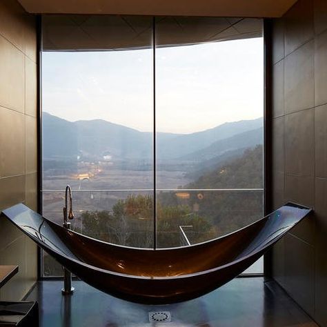 Hammock Bath, Luxury Hotel Bathroom, Hotel Bathrooms, Beautiful Bathtubs, Best Bathtubs, Stunning Hotels, Pretty Bathrooms, Most Luxurious Hotels, Ad Magazine