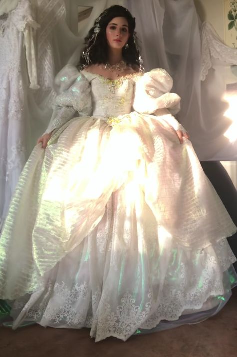 Labrynth Dress Ball Gowns, Sarah Dress Labyrinth, Sarah Ball Gown Labyrinth, Labyrinth Ball Gown, Ballgown Dresses Princess Aesthetic, The Labyrinth Dress, Sarah's Dress Labyrinth, Labyrinth Sarah Dress, Sarah Labrynth