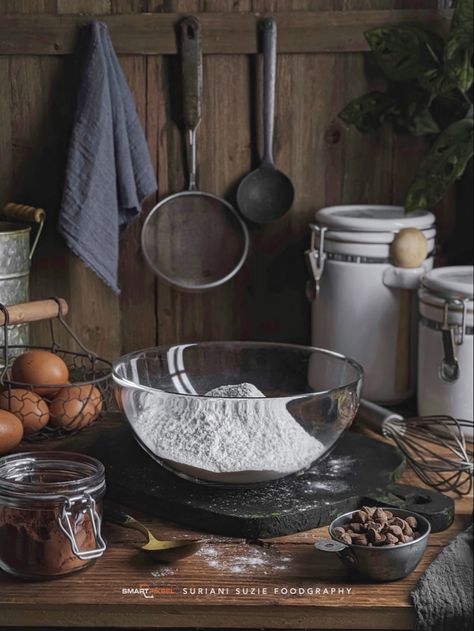 Western Food Photography, Flour Photography, Juice Cafe, Rustic Food Photography, Ingredients Photography, Cake Preparation, Food Photography Composition, Boho Photography, Witchy Kitchen