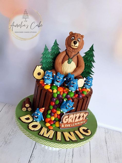 Grizzly And The Lemmings, Incredibles Birthday Party, Grizzy And The Lemmings, 5th Birthday Cake, Birthday Cakes For Her, Log Cake, Leo Birthday, Cupcake Birthday Cake