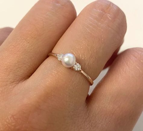 CUSTOMFINEJEWELRYNYC - Etsy Triangle Diamond Ring, Akoya Pearl Ring, Diamond Eternity Wedding Band, Rose Gold Diamond Ring Engagement, Nyc Jewelry, Pearl Engagement Ring, Wedding Women, Gold Rings Simple, Engagement Ring Rose Gold