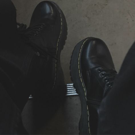 Black Boots Aesthetic Men, Doc Martens Aesthetic Men, Doc Martens Aesthetic Grunge, Dr Martens Aesthetic, Black Boots Aesthetic, Doc Martens Men, Lion Aesthetic, Doc Martens Aesthetic, Dark Notes