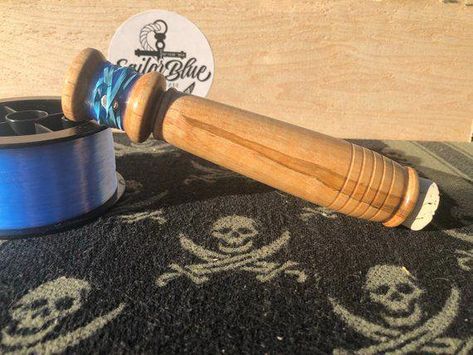 Hobo Fishing Reel with Tackle - Spalted Maple Wood #woodturning #FishingReel #MapleWood #HoboFishing #survival #woodturned #SpaltedMaple #SurvivalFishingKit Survival Fishing Kit, Survival Bow, Survival Items, Fish Home, Spalted Maple, Catching Fish, Survival Games, Survival Prepping, Woodturning