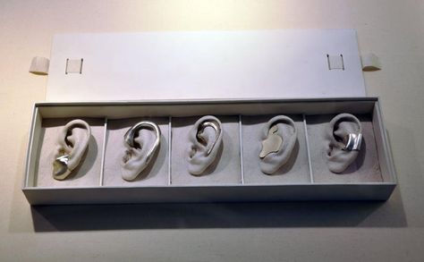 ausij Jewelry Shop Display, Ear Pieces, Jewellery Exhibition, Earring Display, Silver Shop, Ear Cuffs, Contemporary Jewellery, Contemporary Jewelry, Jewelry Inspo