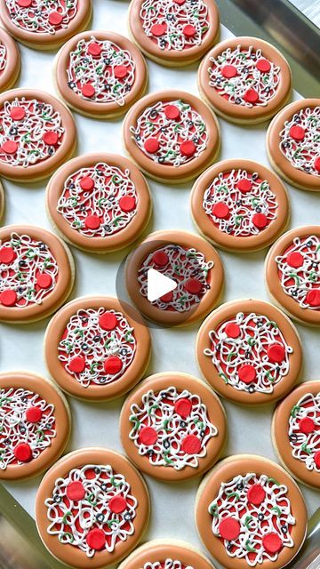 Emily’s Bake Shop on Instagram: "Pizza pie favors for Noah’s special birthday! I love the mini pizza boxes 🍕 the cutest little favors for a pizza birthday party! • • #emilysbakeshop #pizzacookies #decoratedcookies #njbaker #njcookies" Pizza Cookies Decorated, Pizza Themed Birthday Party, Pie Favors, Sugar Cookie Pizza, Pizza Birthday Party, Pizza Party Birthday, Pizza Cupcakes, Pizza Birthday, Cookie Pizza