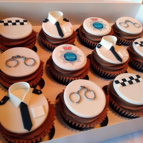 Police themed Cupcakes Police Retirement Cupcakes, Police Graduation Cupcakes, Police Themed Cupcakes, Police Cupcakes Ideas, Police Themed Cake, Police Cupcakes, Cop Cake, Police Cakes, Military Cake