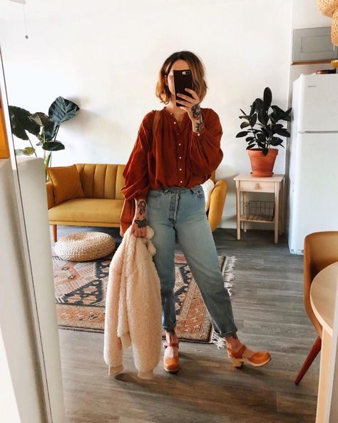 Noelle Turnage, Earthy Fall Outfits, Clog Outfit Summer, Clogs Outfit, Heels Outfits, Dec 7, Mode Inspo, Mode Inspiration, Home Fashion