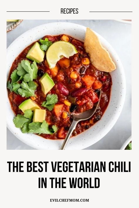 The Best Vegetarian Chili in the World Veg Chili, Spicy Vegetarian Chili, Best Vegetarian Chili, Vegetarian Chili Recipe, How To Peel Tomatoes, Vegetarian Burger, Food Substitutions, Split Pea Soup, Salad Sauce