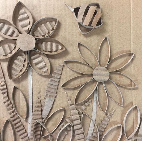 Working on ideas for relief sculptures using paper towel and toilet paper rolls. Check out more art ideas @mrsnewtonsartroom… | Instagram Easy Sculpture Art, Cardboard Sculpture Ideas, Cardboard Relief Sculpture, Paper Sculpture Art, Cardboard Relief, Sculpture Reference, Paper Relief, Cardboard Construction, 4h Projects