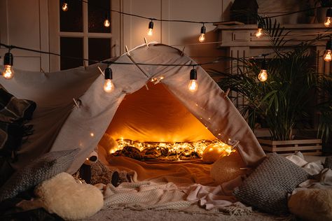 How to Host a Camping-Themed Party in Your Living Room - The Scott Brothers Indoor Camping, Tent Living, Camping Theme Party, Fun Indoor Activities, Night At Home, Lightbulbs, Indoor Activities For Kids, Indoor Fun, Peach Cobbler