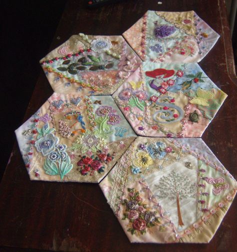 Kathy Shaw Crazy Quilt Stitches, Hexie Quilt, Crazy Quilt Blocks, Creative Women, Crazy Patchwork, Crazy Quilting, Quilt As You Go, Hand Embroidery Projects, Hexagon Quilt