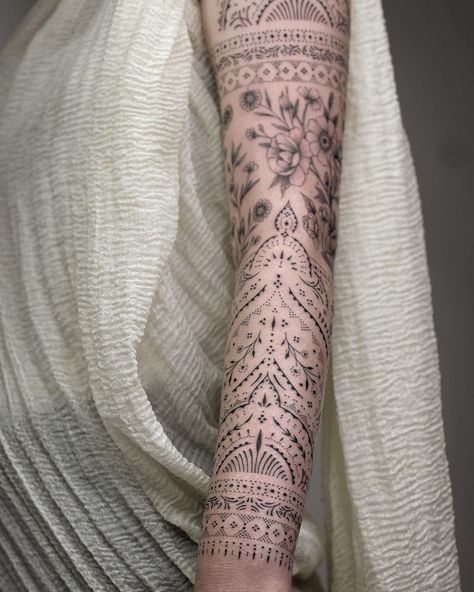 #CoolTattoos #TattooArt #InkMaster #TattooDesigns #InkedUp #TattooLovers #InkInspiration #TattooIdeas #CreativeInk #TattooStyle Paris Tattoo, Full Tattoo, Hand And Finger Tattoos, Tattoos For Women Half Sleeve, Ornamental Tattoo, Flower Tattoo Sleeve, Leg Tattoos Women, Line Work Tattoo, Dot Work Tattoo