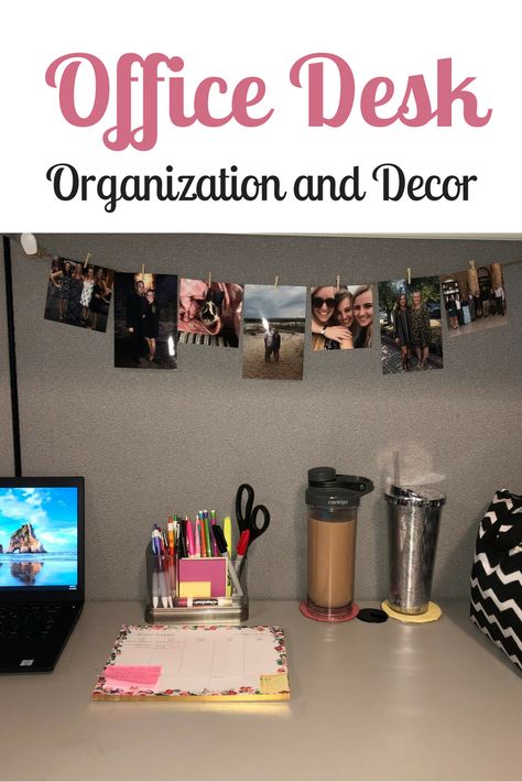 Personalized Office Space At Work, Top Of Desk Decor Office Ideas, Cute Ways To Decorate Your Cubicle Office Ideas, Minimalist Work Office, Cubical Organizer Ideas, Cubicle Layout Ideas, Things To Keep In Your Desk At Work, How To Decorate Office Desk At Work, How To Decorate My Desk At Work