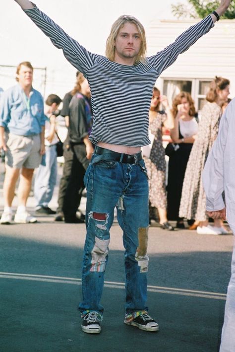 90s Retro Outfits, 90s Punk Fashion, Kurt Cobain Outfit, Kurt Cobain Style, 90s Grunge Outfits, Grunge Outfits Men, Grunge Outfits 90s, Fashion Guys, Moda Grunge