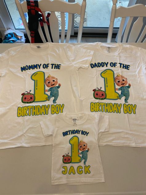 Cocomelon Outfit, Cocomelon Birthday Outfit, Coco Melon Birthday, Cocomelon Theme, Birthday Theme Decoration, Cocomelon Birthday, Mom Dad Baby, Birthday 2023, Birthday Theme Ideas