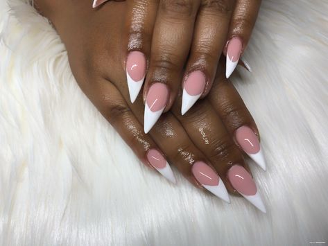 Exaggerated Nails, Pink And White Stiletto Nails, Pointy French Tip Nails, French Manicure Stiletto Nails, French Tip Nails Stiletto, French Stiletto Nails Design, Pink And White Nails French, Stiletto Nails French Tip, Stiletto French Tip Nails