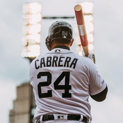 Miguel Cabrera Detroit Tigers Stadium, Mlb Baseball Players, Mets Baseball, Detroit Sports, Detroit Tigers Baseball, Season Ticket, Tigers Baseball, Motor City, Money And Happiness