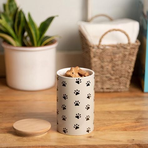 Wow picks! Pawz Treat Jar at $33.99 Choose your wows. 🐕 #dog #for #press #fashion #Pet #Pads #lip #tape #carseat #cherry Spoiled Pets, Park Life, Treat Jar, Hello October, Treat Jars, Spoil Yourself, Pet Treats, Favorite Snack, Snack Time