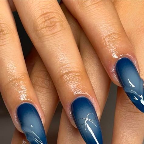 Almond Tips, Long Almond, La Nails, Airbrush Nails, 3d Nail Art, French Tip Nails, Blue Nails, Almond Nails, Nail Inspo