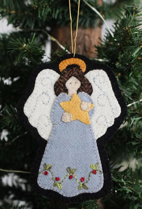 Felt Angel Ornaments, Felt Christmas Ornaments Patterns Free, Christmas Felt Ornaments, Chrismon Ornaments, Felt Christmas Tree Decorations, Sewn Christmas Ornaments, Diy Felt Christmas Ornaments, Felt Angel, Felt Ornaments Patterns