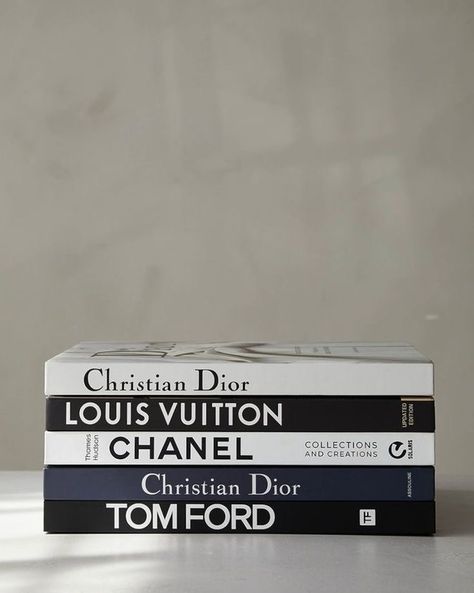 Tom Ford Book, Luxury Books, Book With Blank Pages, Coffee Table Books Decor, Chanel Book, Decorative Books, Table Books, Coffee Table Books, Book Decor