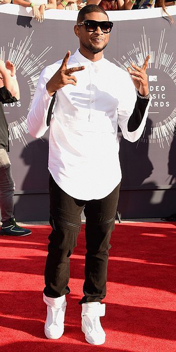 Usher Raymond MTV VMA`s red carpet - 2014 Usher Style, Usher Fashion, Dude Fits, Black Music Artists, Bae Style, Usher Raymond, Inglewood California, Male Celebrity, Urban Contemporary