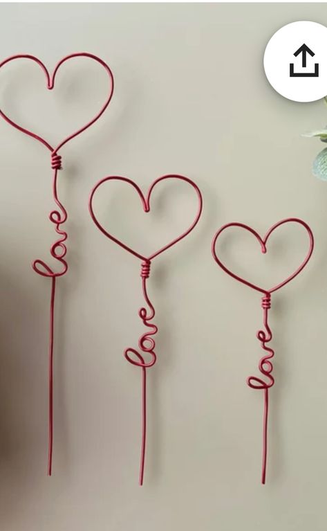 Wire Hearts, Decorate A Cake, Diy Fleur, Wire Knitting, Love Cake Topper, Wire Art Sculpture, Knitted Wire, A Bouquet Of Flowers, Wire Flowers