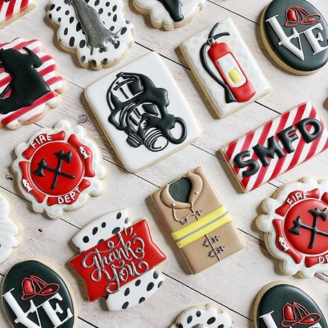 Cookies to say thank you to our local fire department 👩🏻‍🚒🖤👨🏻‍🚒 . . . #firefightercookies #thankyoucookies #decoratedcookies… Fire Dept Cookies Decorated, Fire Department Cookies Decorated, Fire Department Cookies, Firefighter Cookies Decorated, Fireman Cookies, Firefighter Cookies, Fire Cookies, Decorator Cookies, Firefighter Cookie