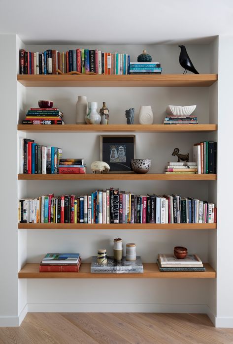 Scandinavian Book Shelves, Bookshelves Scandinavian, Scandi Bookcase, Scandi Bookshelf, Shelves In Niche, Styling Floating Shelves Living Room, Bookshelf Scandinavian, Scandinavian Shelving, Scandinavian Bookshelves