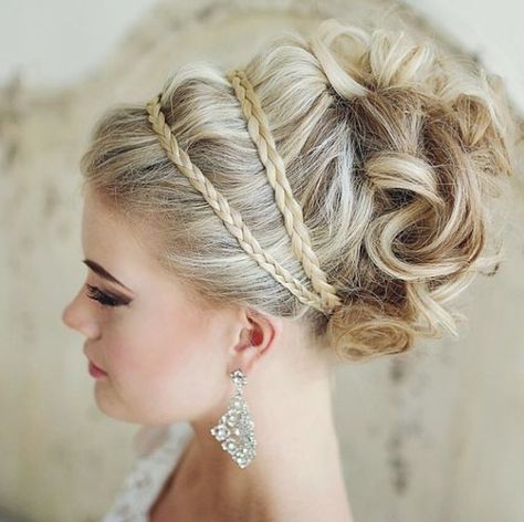 Greek Goddess Hairstyles, Grecian Hairstyles, Wedding Hair Side, Romantic Wedding Hair, Curly Wedding Hair, Short Hair Lengths, Wedding Hairstyles Bride, Best Wedding Hairstyles, Goddess Hairstyles