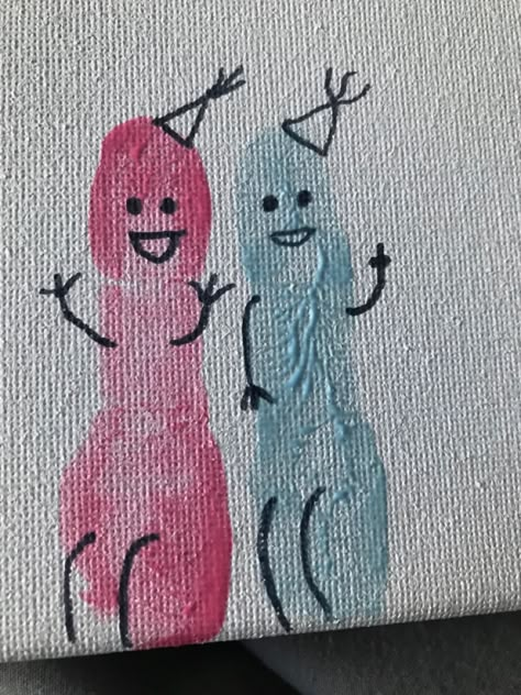 Painting Ideas Besties, Paintings For 3 Best Friends, Painting Idea With Friends, Cute Painting Ideas For Friends, Fun Couple Painting Ideas, Best Friend Hand Painting Ideas, Cute Bestie Painting Ideas, Canvas Ideas With Bestie, Best Friend Canvas Painting Bff Hands