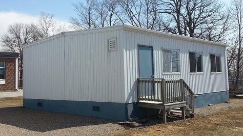 Great used portable classroom building available in Ontario, Canada. Shipping and setup on concrete blocking included. View more buildings at www.AffordableBuildings.ca School Portable Building, Trailer Classroom Setup, Trailer Classroom, Portable Classroom, Senior Szn, Yard House, Portable Buildings, Slp Resources, School Painting