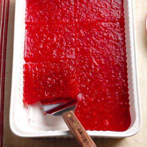 Raspberry Gelatin Jewels Jello Dishes, Pineapple Salad Recipes, Cold Sides, Fluff Salads, Sweet Salads, Cranberry Jello Salad, Raspberry Salad, Gelatin Salad, Cranberry Jello