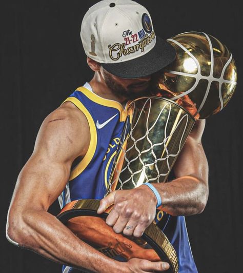 Champion Wallpaper, Steph Curry Wallpapers, Basketball Aesthetic, Stephen Curry Wallpaper, Curry Wallpaper, Stephen Curry Basketball, Curry Nba, Stephen Curry Pictures, Curry Warriors