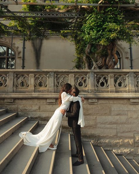 I’ve already shared part 2 of Ericka + Alec’s engagement session, but just realized I haven’t yet shared anything from the first half of the day spent exploring the Biltmore with them – a crime, truly. I adore these two and these photos 🤍 #destinationwedding #destinationweddingphotographer #filmweddingphotographer #californiaweddingphotographer #coloradoweddingphotographer documentary style wedding photographer, editorial wedding photos, destination wedding, cinematic storytelling, engageme... Wedding Photos Cinematic, Biltmore Engagement Photos, Old City Wedding Photos, Biltmore Estate Engagement Photos, Movie Style Wedding Photography, Documentary Style Engagement Photos, First Look Wedding Photos Ideas, Biltmore Engagement, Cityscape Wedding Photos