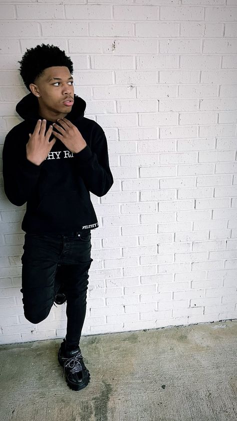 Dmv Outfit Ideas Men, Black Teen Boy Outfits, Drip Poses, Andre Tate, Black Men Fashion Urban, Hype Clothing, Dior Sneakers, Teen Boy Outfits