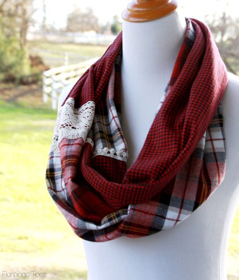 Diy Infinity Scarf, Infinity Scarf Tutorial, Sewing Scarves, Plaid Diy, Lace Diy, Scarf Tutorial, Fleece Scarf, Diy Scarf, Diy And Crafts Sewing