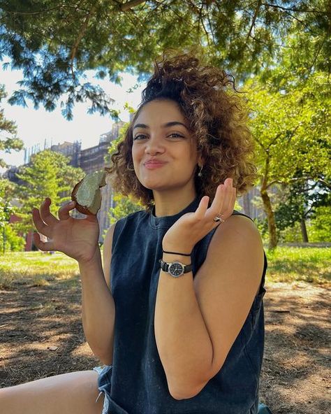 Laurie Hernandez on Instagram: "bagel at the park!" Laurie Hernandez, Island Survival, Usa Gymnastics, You Go Girl, Facial Expressions, Old Hollywood, Mbti, The Park, Gymnastics