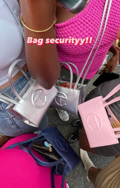 Telfar Bags Aesthetic, Pink Telfar Bag Outfit, Pink Telfar Bag, Telfar Bag Outfit, Pink Telfar, Black Bag Outfit, Telfar Bag, Bag Outfit, Face Pictures