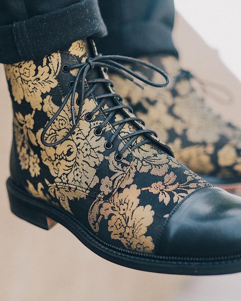 Details ❤️🔥 Floral Jacks are now available!! Taft Shoes, Heel Taps, Floral Boots, Linen Casual, Martin Boots, Leather Pattern, Lace Up Ankle Boots, Artificial Leather, Dr. Martens Boots