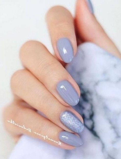 Grey Short Nails, Short Nails Design, Two Tone Nails, Short Oval Nails, Nails Matte, Oval Nails, Classy Nails, Short Acrylic Nails, Matte Nails