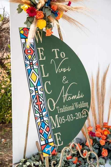 Maasai Wedding Decor, African Wedding Ideas Decor, Ndebele Wedding Decor, Traditional Wedding Invitations African, African Wedding Decorations, African Wedding Theme Decoration, Lobola Decor Ideas, Traditional Lobola Decor, Umembeso Decor